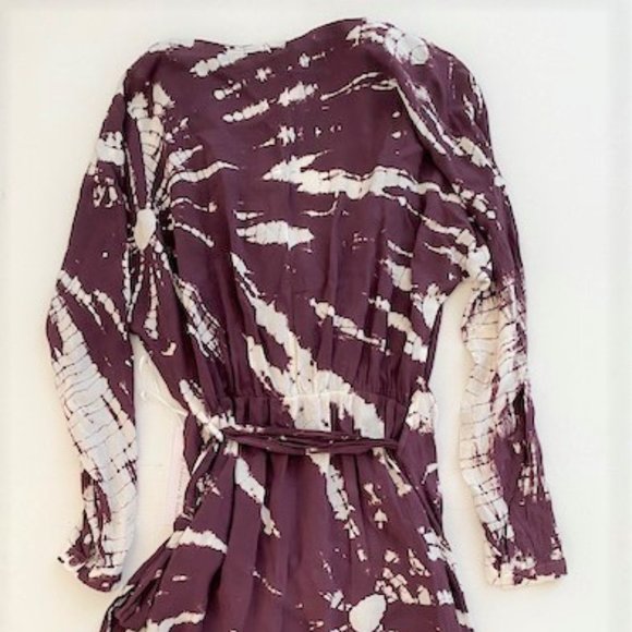 Young Fabulous & Broke YFB Crossover Tie Dye Wrap Dress Purple/White - Picture 4 of 5